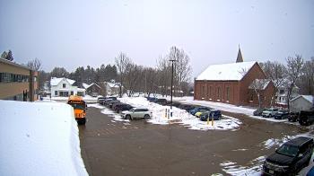 Weather camera view of Antwerp Primary School.