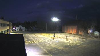 Weather camera view of Antwerp Primary School.