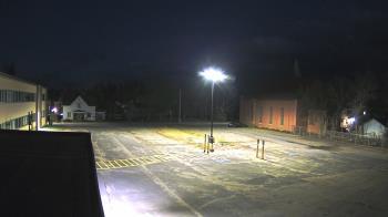 Weather camera view of Antwerp Primary School.