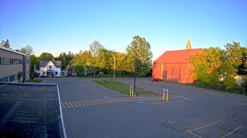 Weather camera view of Antwerp Primary School.