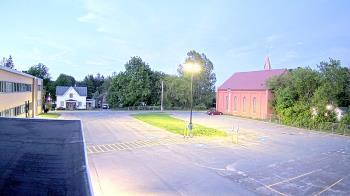 Weather camera view of Antwerp Primary School.