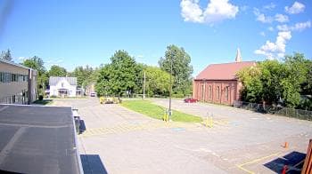Weather camera view of Antwerp Primary School.