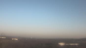 Weather camera view of Anne Arundel CC at AMIL.