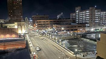 Weather camera view of City of Aurora IL.