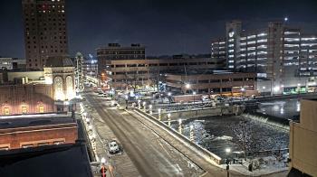 Weather camera view of City of Aurora IL.