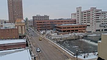 Weather camera view of City of Aurora IL.
