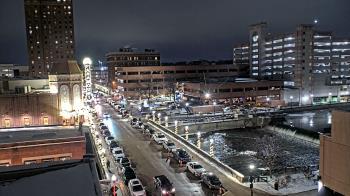 Weather camera view of City of Aurora IL.