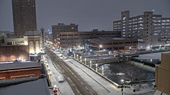 Weather camera view of City of Aurora IL.