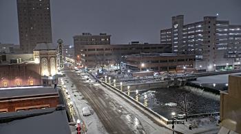 Weather camera view of City of Aurora IL.