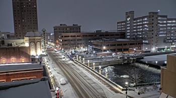 Weather camera view of City of Aurora IL.