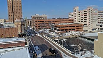 Weather camera view of City of Aurora IL.