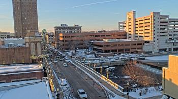 Weather camera view of City of Aurora IL.