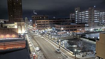 Weather camera view of City of Aurora IL.