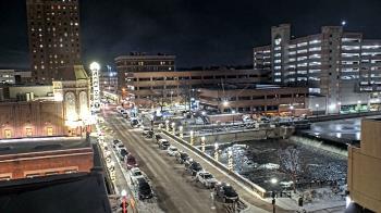 Weather camera view of City of Aurora IL.