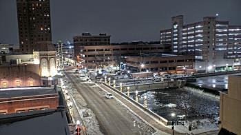 Weather camera view of City of Aurora IL.
