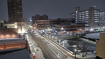 Weather camera view of City of Aurora IL.