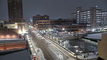 Weather camera view of City of Aurora IL.