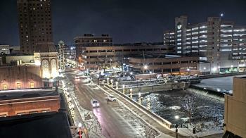 Weather camera view of City of Aurora IL.