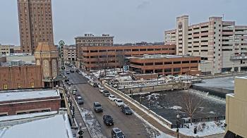 Weather camera view of City of Aurora IL.
