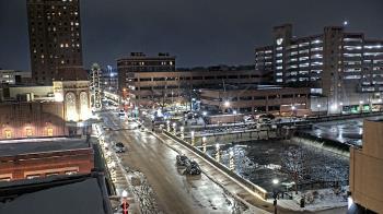 Weather camera view of City of Aurora IL.