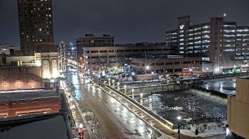 Weather camera view of City of Aurora IL.