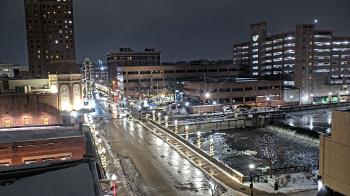 Weather camera view of City of Aurora IL.