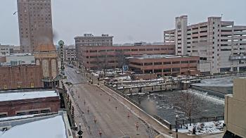 Weather camera view of City of Aurora IL.