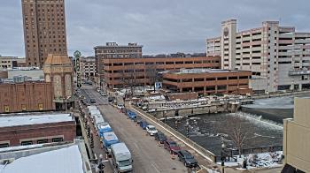 Weather camera view of City of Aurora IL.