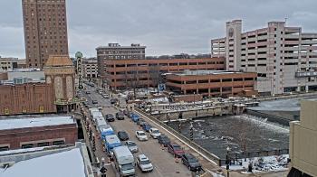 Weather camera view of City of Aurora IL.