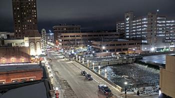 Weather camera view of City of Aurora IL.