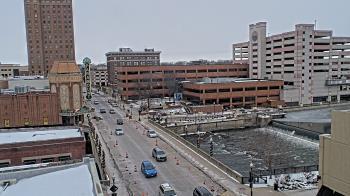 Weather camera view of City of Aurora IL.