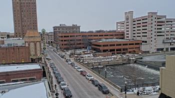Weather camera view of City of Aurora IL.
