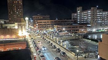 Weather camera view of City of Aurora IL.
