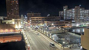 Weather camera view of City of Aurora IL.