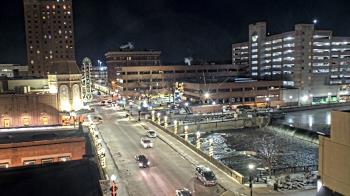Weather camera view of City of Aurora IL.