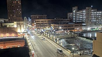 Weather camera view of City of Aurora IL.