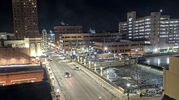 Weather camera view of City of Aurora IL.