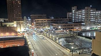 Weather camera view of City of Aurora IL.