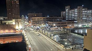 Weather camera view of City of Aurora IL.
