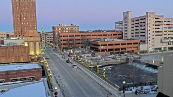 Weather camera view of City of Aurora IL.