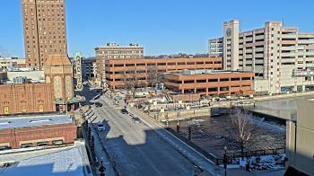 Weather camera view of City of Aurora IL.