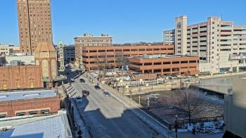 Weather camera view of City of Aurora IL.