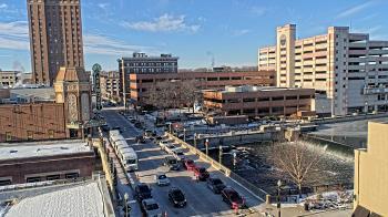 Weather camera view of City of Aurora IL.