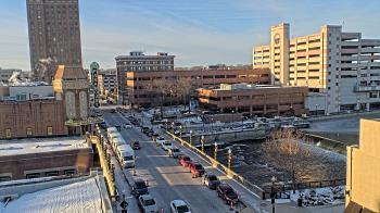 Weather camera view of City of Aurora IL.