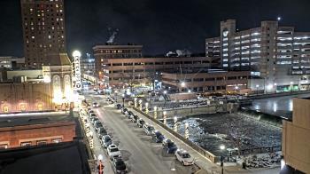 Weather camera view of City of Aurora IL.