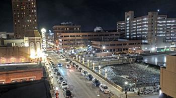 Weather camera view of City of Aurora IL.