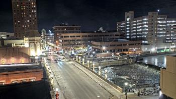 Weather camera view of City of Aurora IL.