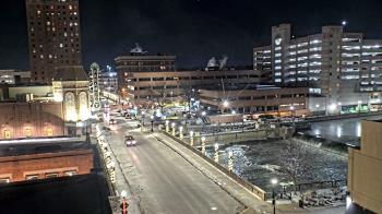 Weather camera view of City of Aurora IL.