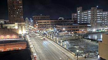 Weather camera view of City of Aurora IL.