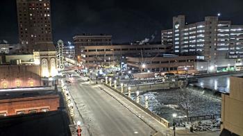Weather camera view of City of Aurora IL.
